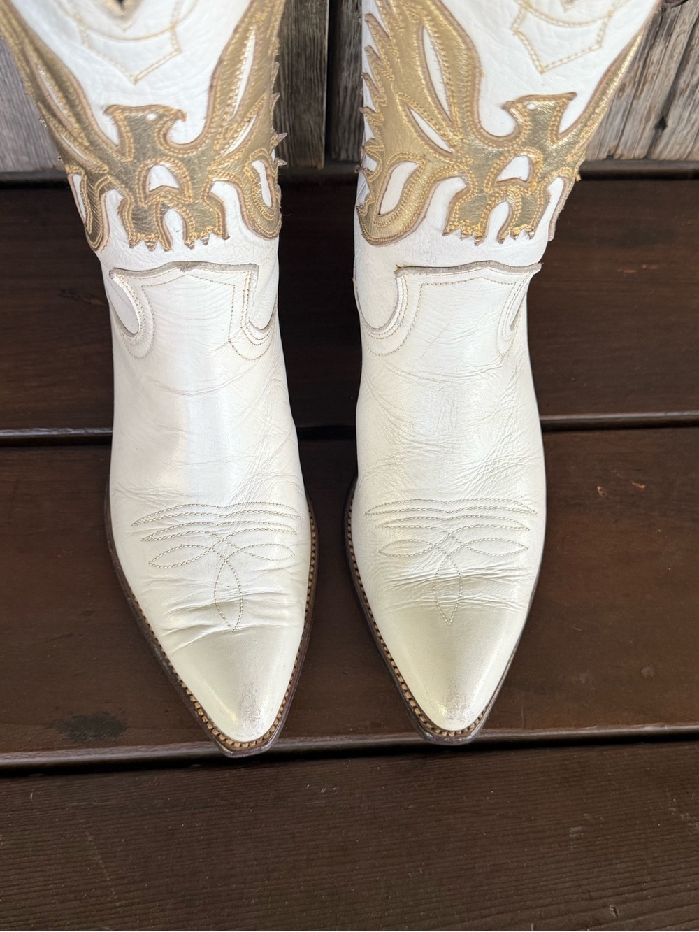Vintage 1950's Frye Classic Women’s Cowboy Boots With Gold Thunderbird Adornment - Picture 3 of 7